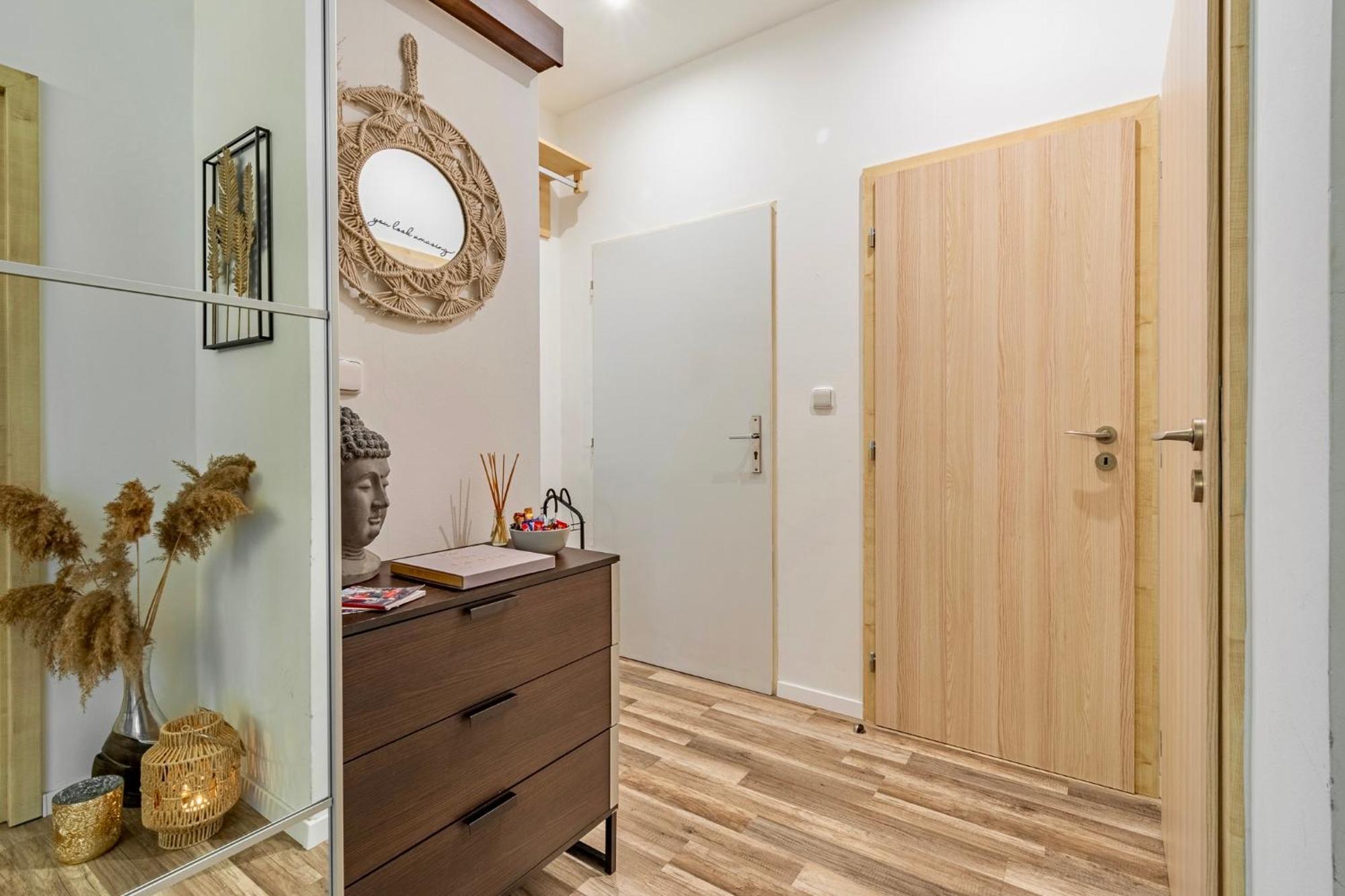 Natural-Style Apartment In The Centre Of براتسيلافا المظهر الخارجي الصورة