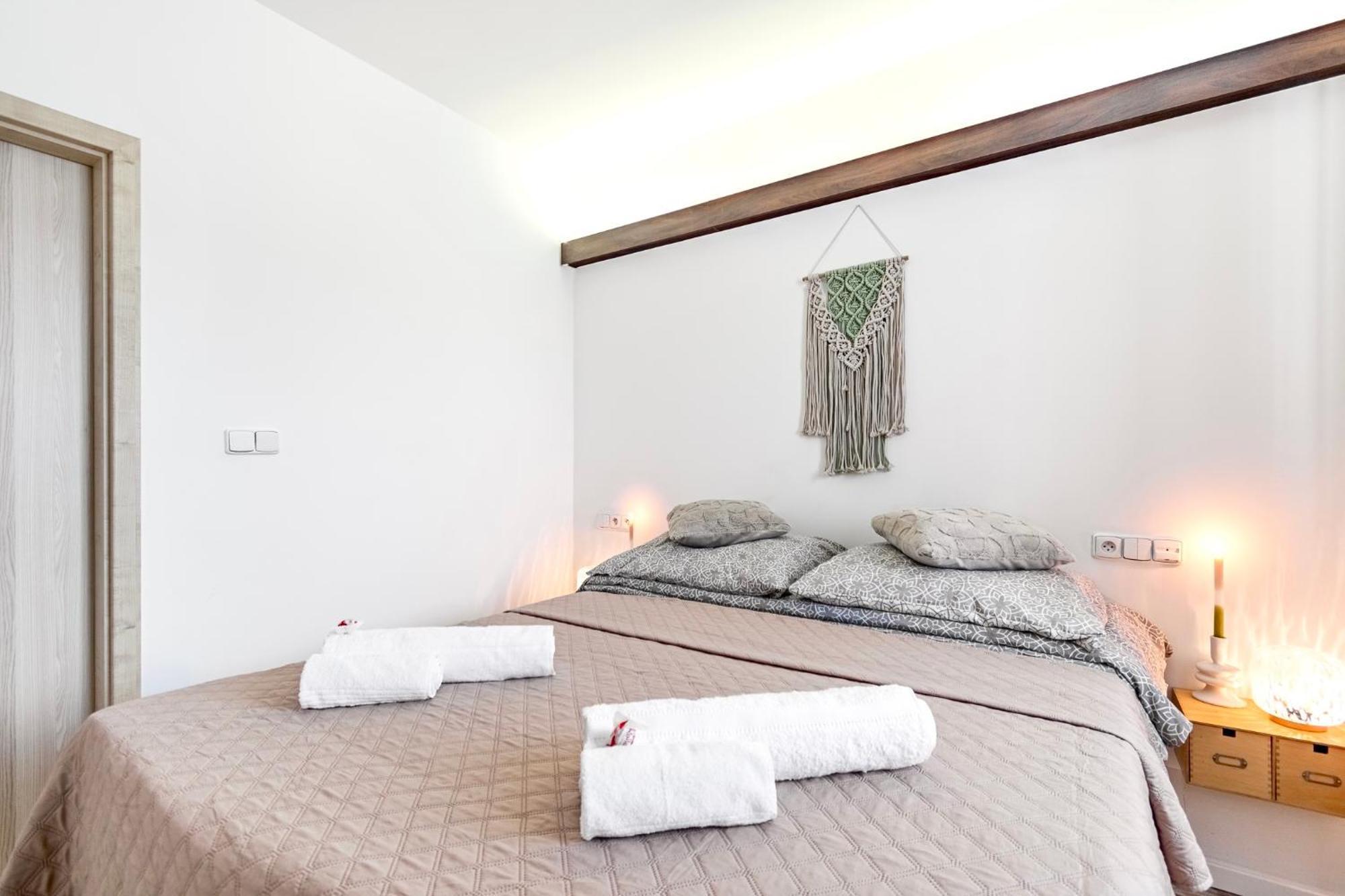 Natural-Style Apartment In The Centre Of براتسيلافا المظهر الخارجي الصورة