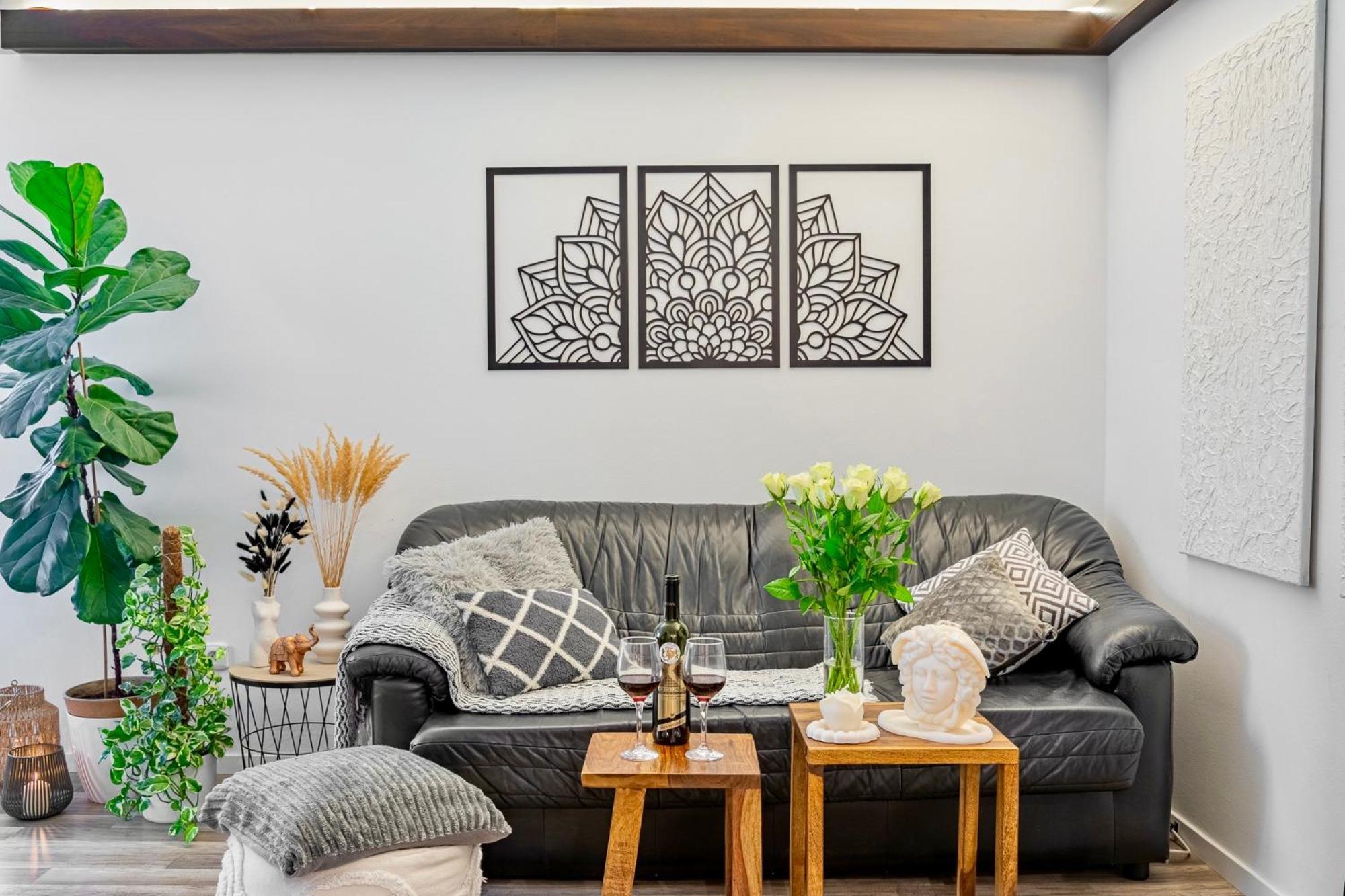 Natural-Style Apartment In The Centre Of براتسيلافا المظهر الخارجي الصورة